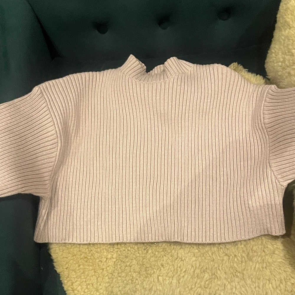 Ribbed pinkish Cream Sweater